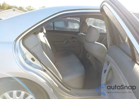 2007 Toyota Camry Le z USA, uszkodzony, nr VIN 4T1BE46K37U666150